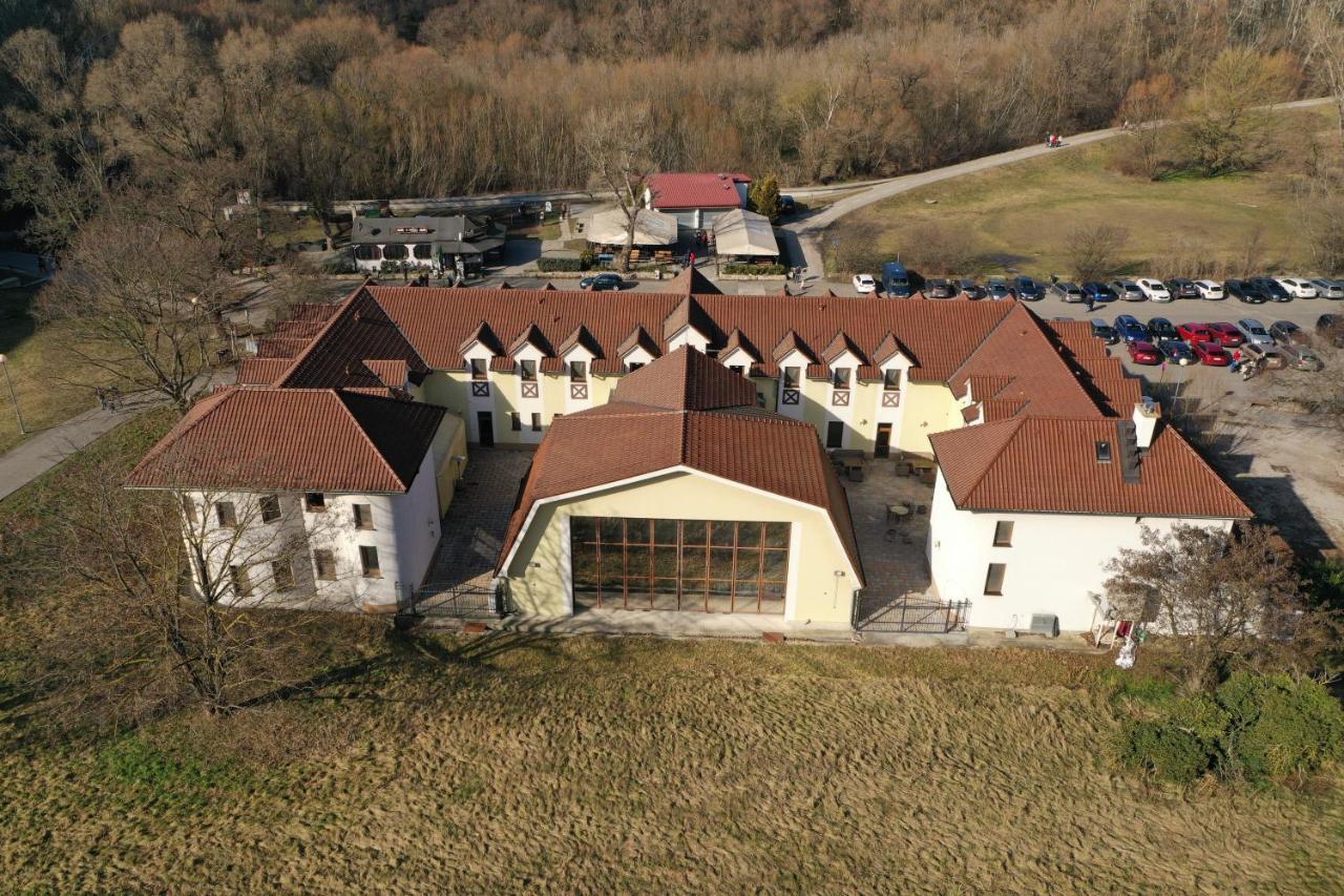 Hotel Hradna Brana Bratislava Dış mekan fotoğraf