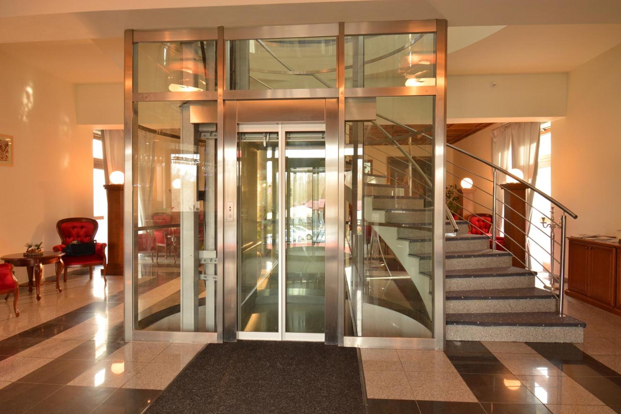 Hotel Hradna Brana Bratislava Dış mekan fotoğraf