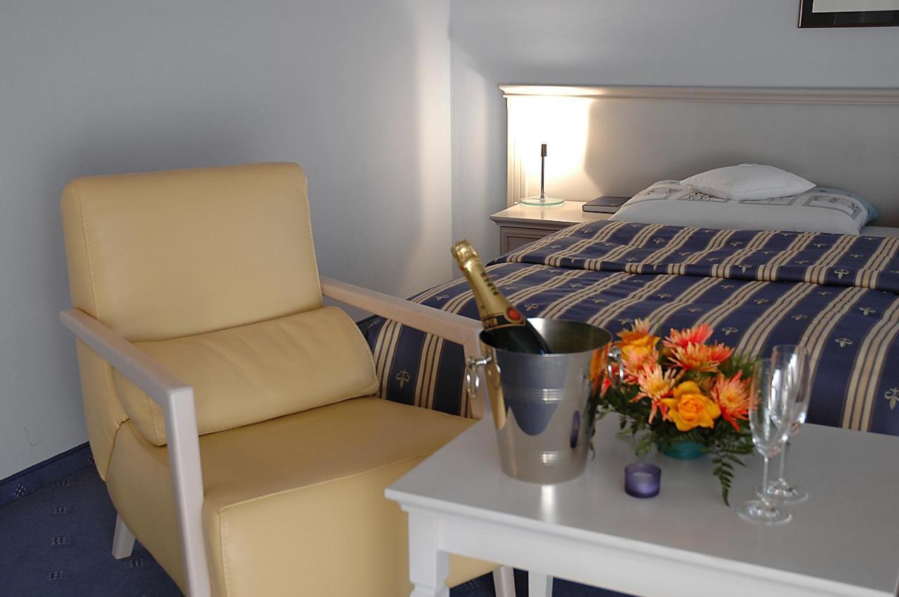 Hotel Hradna Brana Bratislava Oda fotoğraf